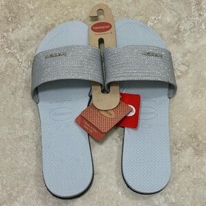 Havaianas You Malta Slide Sandals in Silver, size 7/8